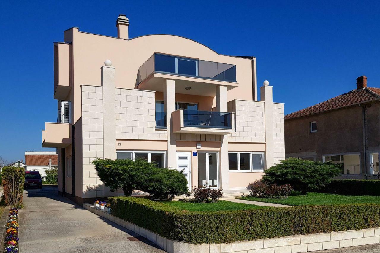 Apartments Mobine Metkovic Exterior photo