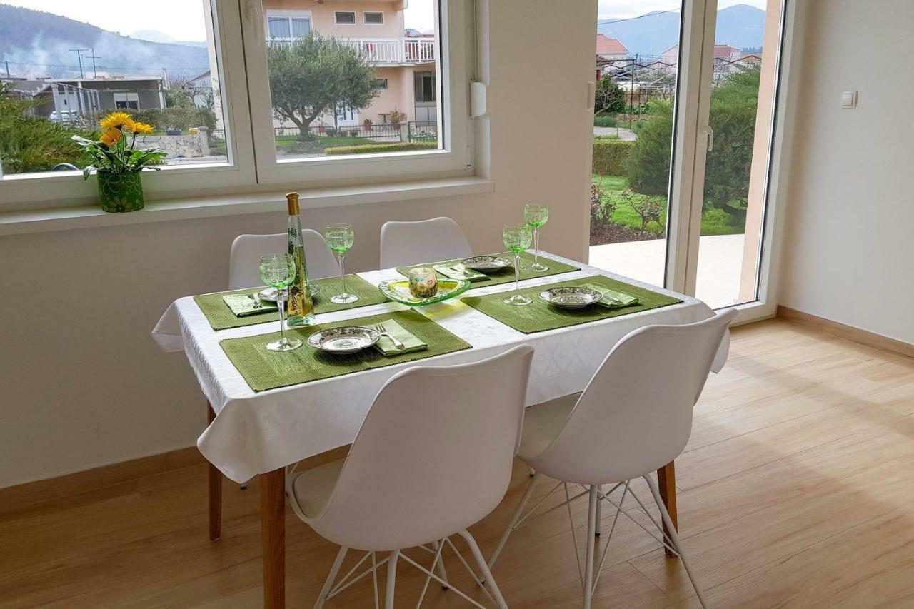Apartments Mobine Metkovic Exterior photo