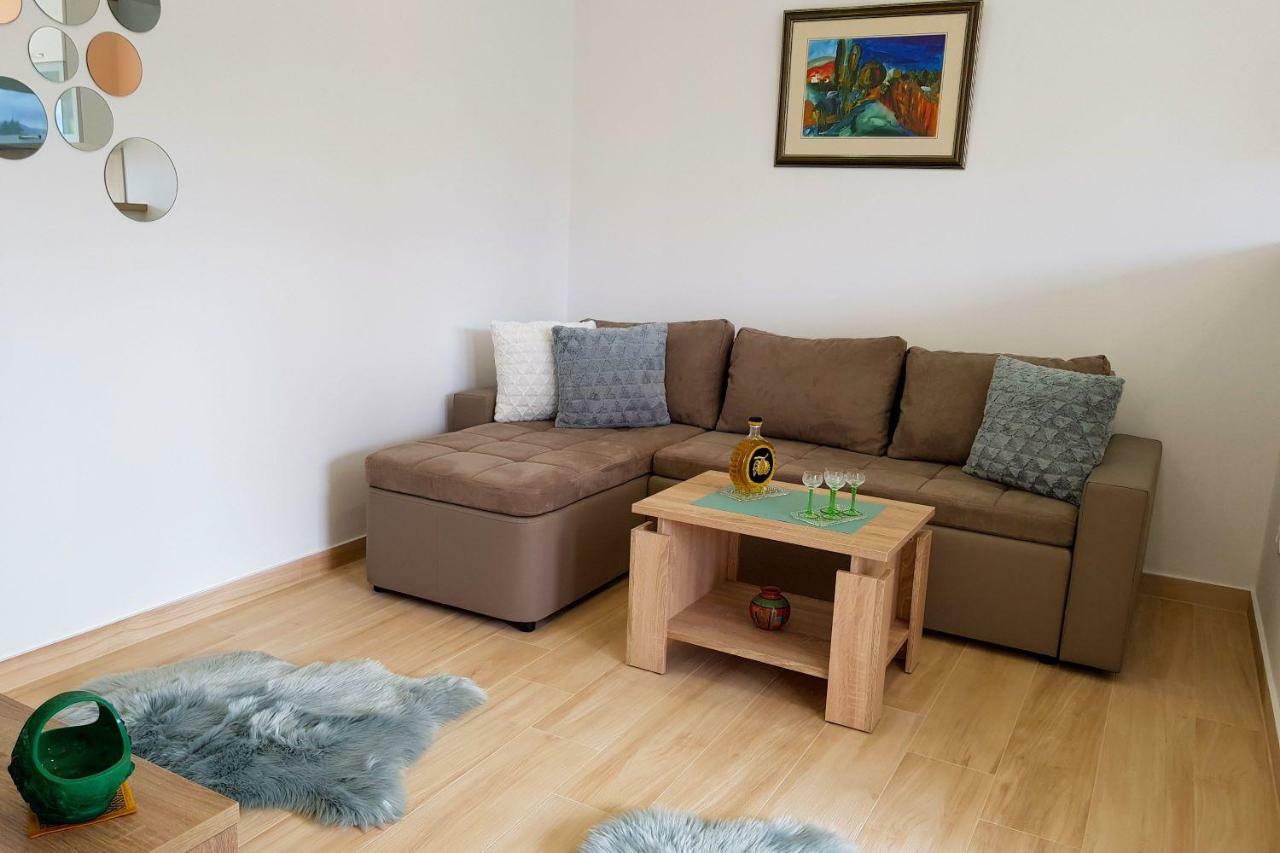 Apartments Mobine Metkovic Exterior photo